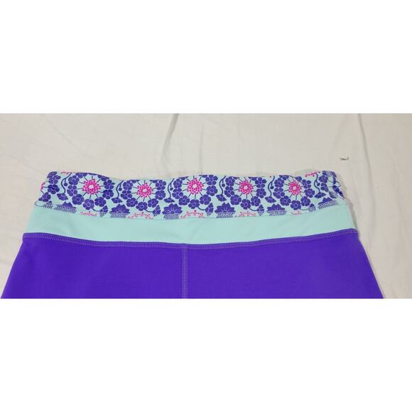 Lululemon Inspire Crop II Womens Sz 6 Power Purple Twiggy Print Luxtreme Legging - Picture 5 of 7